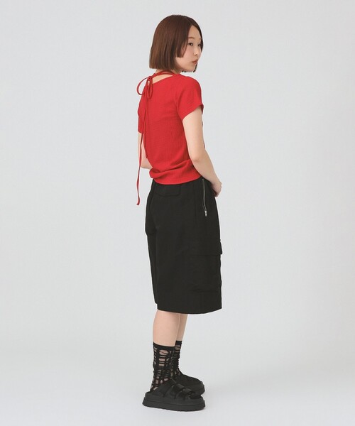Ray BEAMS（レイビームス）の「ネックリボン ボートネック Tシャツ（Tシャツ/カットソー・レディース・レッド/ダークブラウン・ONE SIZE）」の8枚目の写真