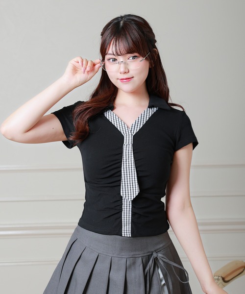 Anely(アネリー)の「チェック ネクタイ付き スキッパーネック カットソー(Tシャツ/カットソー・レディース・ホワイト/グレー/ブラック・FREE)」の2枚目の写真