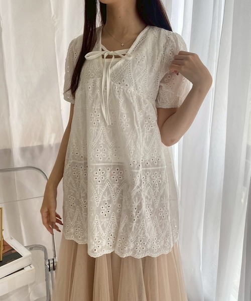 etta(エタ)の「パフスリーブレースブラウス(シャツ/ブラウス・レディース・ホワイト・SMALL)」の9枚目の写真