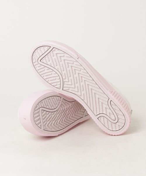 NIKE（ナイキ）の「NIKE/ナイキ WS ｺｰﾄ ﾚｶﾞｼｰ ﾘﾌﾄ VS（スニーカー・レディース・ホワイト×ピンク・23cm/23.5cm/24cm/24.5cm/25cm）」の3枚目の写真