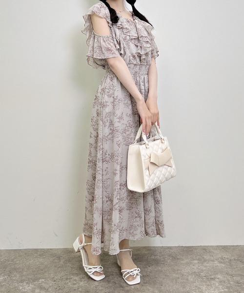 INGNI（イング）の「【WEB限定】肩あき花柄フリルワンピース（ワンピース・レディース・オフホワイト/ピンク・M）」の10枚目の写真