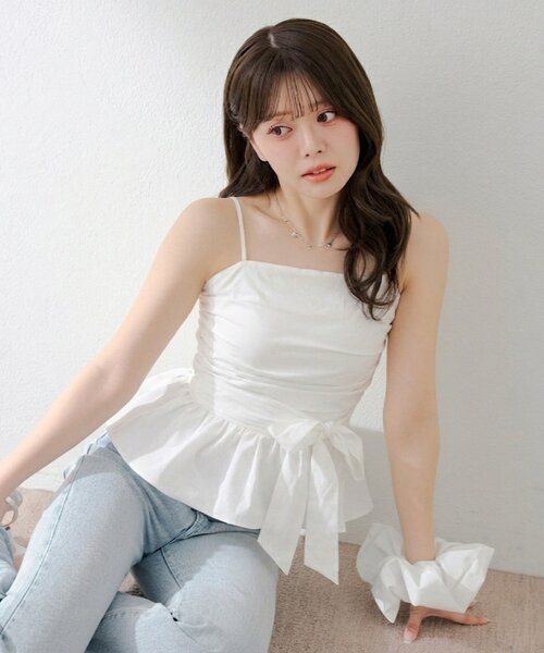 Chico バルーンペプラムトップス+シュシュセット Chico（チコ）の「【セットアイテム】バルーンペプラムトップス+