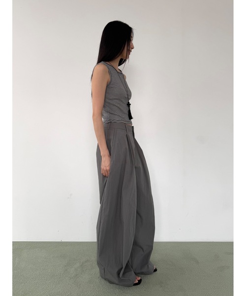 Didot.showroom（ディドット ショールーム）の「ナイロンボリュームワイドトラウザーズ（その他パンツ・レディース・カーキ/ブラック・M/S）」の20枚目の写真