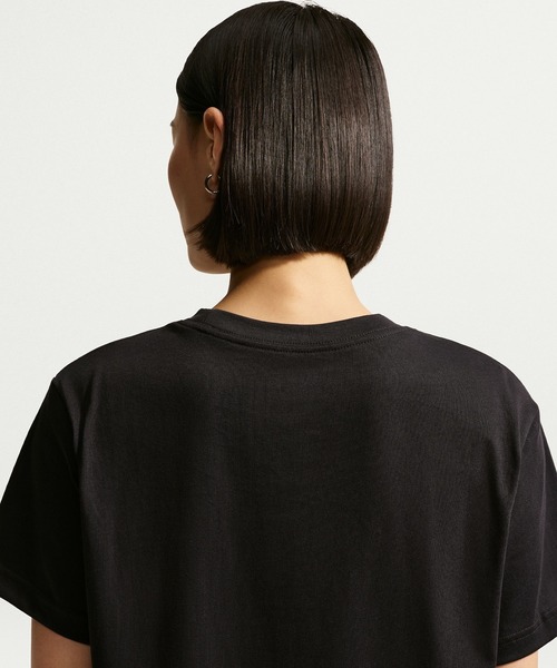 NIKE(ナイキ)の「NIKE W NSW CLASSIC ST2 TEE IR7827(Tシャツ/カットソー・メンズ・グレー/ブラック・S/M)」の8枚目の写真