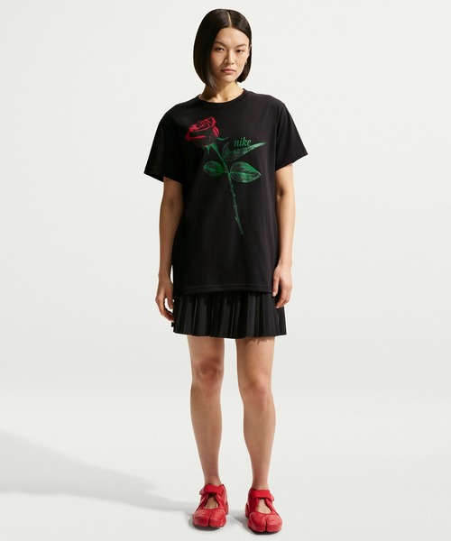 NIKE(ナイキ)の「NIKE W NSW CLASSIC ST2 TEE IR7827(Tシャツ/カットソー・メンズ・グレー/ブラック・S/M)」の9枚目の写真