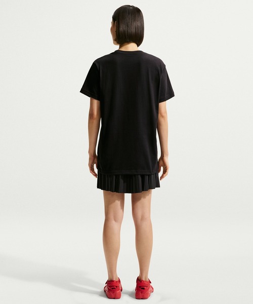 NIKE(ナイキ)の「NIKE W NSW CLASSIC ST2 TEE IR7827(Tシャツ/カットソー・メンズ・グレー/ブラック・S/M)」の10枚目の写真