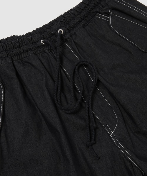 JUNYA WATANABE MAN(ジュンヤワタナベマン)の「LIGHTWEIGHT COTTON HALF DENIM PANTS(その他パンツ・メンズ・ネイビー・L/M/S/XS)」の4枚目の写真