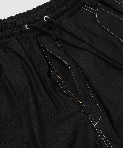 JUNYA WATANABE MAN(ジュンヤワタナベマン)の「LIGHTWEIGHT COTTON HALF DENIM PANTS(その他パンツ・メンズ・ネイビー・L/M/S/XS)」の5枚目の写真