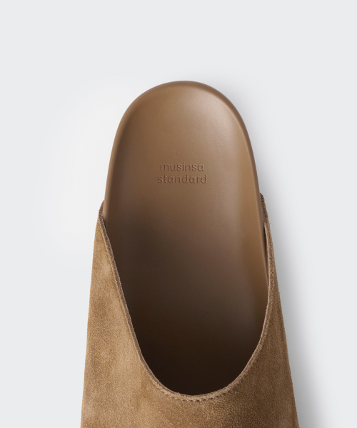 MUSINSA STANDARD（ムシンサスタンダード）の「スエードミュール [ブラウン]（サンダル・レディース・その他・23cm/24cm/25cm/26cm/27cm/28cm/29cm）」の4枚目の写真