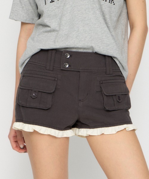 LAGUA GEM(ラグアジェム)の「FRILL COMPACT ショートパンツ(その他パンツ・レディース・チャコールグレー/ブラック/カーキ・X-SMALL/SMALL/MEDIUM)」の1枚目の写真