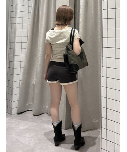 LAGUA GEM(ラグアジェム)の「FRILL COMPACT ショートパンツ(その他パンツ・レディース・チャコールグレー/ブラック/カーキ・X-SMALL/SMALL/MEDIUM)」の20枚目の写真