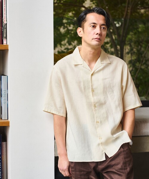 green label relaxing(グリーンレーベルリラクシング)の「リネン ポプリン オープンカラー 半袖 シャツ(シャツ/ブラウス・メンズ・ダークブラウン/オフホワイト/ブラック・M/XL/L/S)」の5枚目の写真