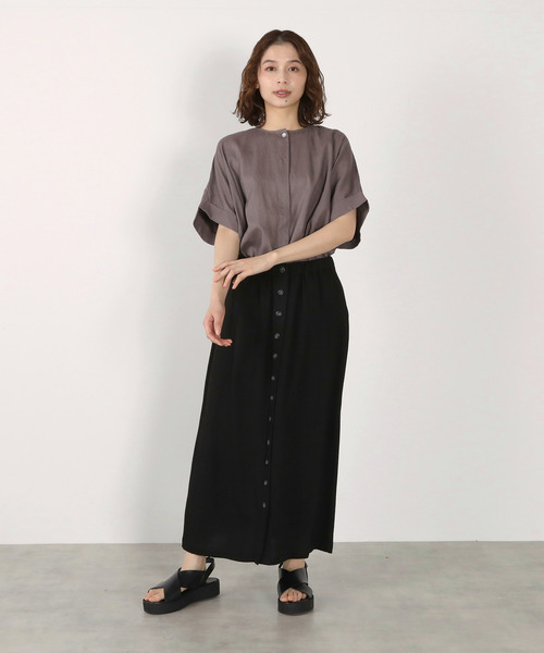 LOGEMENT DE CLAIRE(ロジュモンドクレール)の「釦ナロースカート(スカート・レディース・ブラック/キャメル/ベージュ・2/3)」の17枚目の写真