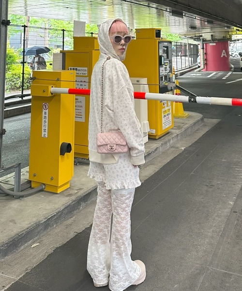 Alley Tokyo(アリートーキョー)の「ネコ耳パーカーとフリフリショーパンのセット(パーカー・レディース・グレー/オフホワイト/ピンク・FREE)」の16枚目の写真