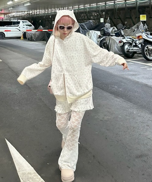 Alley Tokyo(アリートーキョー)の「ネコ耳パーカーとフリフリショーパンのセット(パーカー・レディース・グレー/オフホワイト/ピンク・FREE)」の12枚目の写真