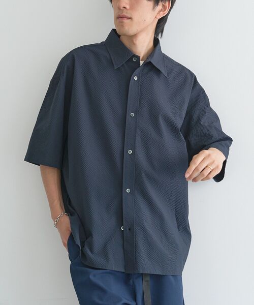 CRAFT STANDARD BOUTIQUE(クラフトスタンダードブティック)の「シアサッカーチェックシャツ(シャツ/ブラウス・メンズ・ブラック/ネイビー/チャコールグレー/ブルー系その他3・M/L)」の3枚目の写真