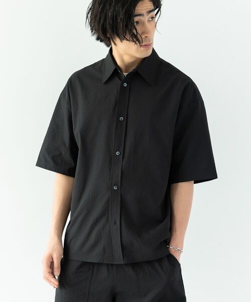 CRAFT STANDARD BOUTIQUE(クラフトスタンダードブティック)の「シアサッカーチェックシャツ(シャツ/ブラウス・メンズ・ブラック/ネイビー/チャコールグレー/ブルー系その他3・M/L)」の2枚目の写真