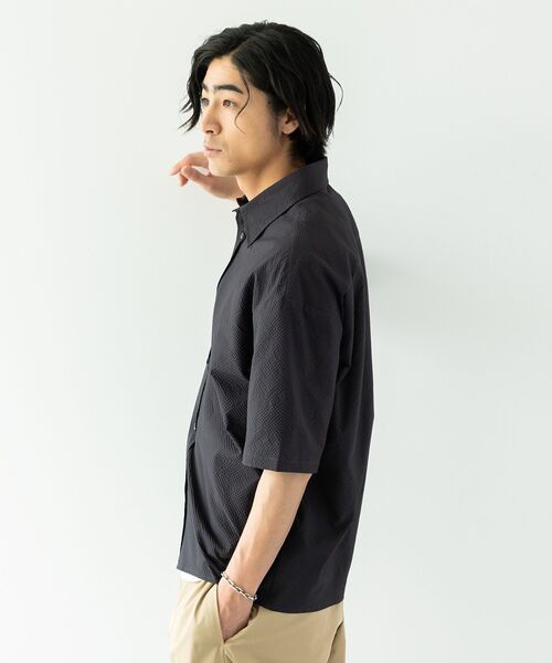 CRAFT STANDARD BOUTIQUE(クラフトスタンダードブティック)の「シアサッカーチェックシャツ(シャツ/ブラウス・メンズ・ブラック/ネイビー/チャコールグレー/ブルー系その他3・M/L)」の13枚目の写真