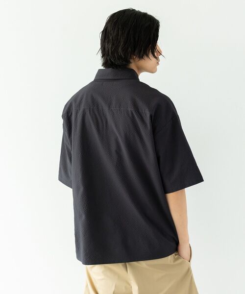 CRAFT STANDARD BOUTIQUE(クラフトスタンダードブティック)の「シアサッカーチェックシャツ(シャツ/ブラウス・メンズ・ブラック/ネイビー/チャコールグレー/ブルー系その他3・M/L)」の14枚目の写真