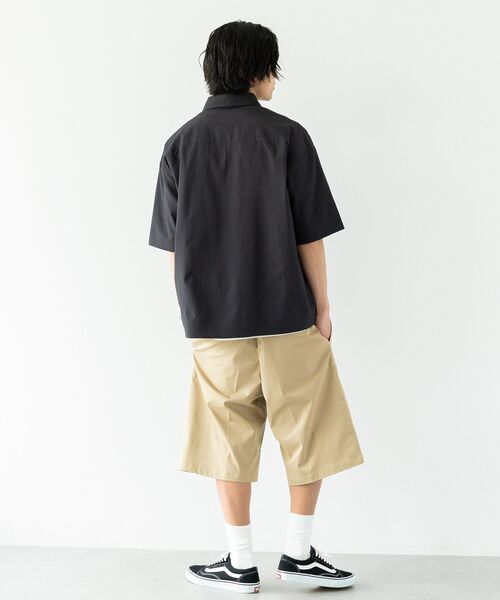 CRAFT STANDARD BOUTIQUE(クラフトスタンダードブティック)の「シアサッカーチェックシャツ(シャツ/ブラウス・メンズ・ブラック/ネイビー/チャコールグレー/ブルー系その他3・M/L)」の17枚目の写真