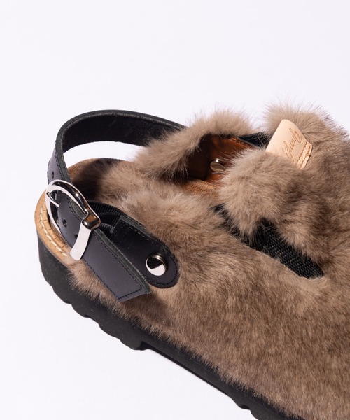 glamb(グラム)の「Fur Clog Sandals / ファークロッグサンダル(サンダル・メンズ・ブラウン系その他/ベージュ/チェック・25/26/27/28)」の19枚目の写真