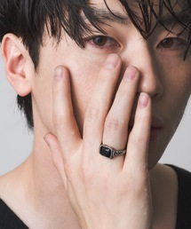 muku（ムク）の「RING/BLACK SQUARE STONE（リング）」