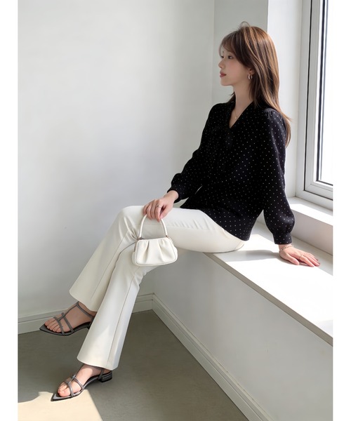 Sew loop(ソーループ)の「ドット柄ボータイブラウス(シャツ/ブラウス・レディース・ブラック/オフホワイト/ネイビー・FREE)」の16枚目の写真