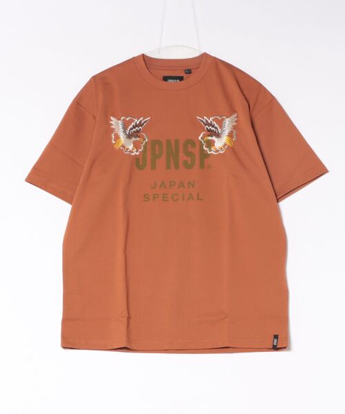 TAION(タイオン)の「【TAION】 JPNSP ノンダウン ジャパンスペシャル フロント鷹刺繍 Tシャツ(Tシャツ/カットソー・メンズ・ホワイト系1/オレンジ系その他/ブラック・2/3)」の1枚目の写真