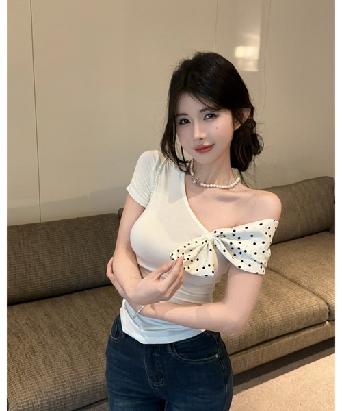 CHEER（チアー）の「アシンメトリードットオフショルダーショート丈Tシャツ。（Tシャツ/カットソー・レディース・ホワイト・FREE）」の14枚目の写真