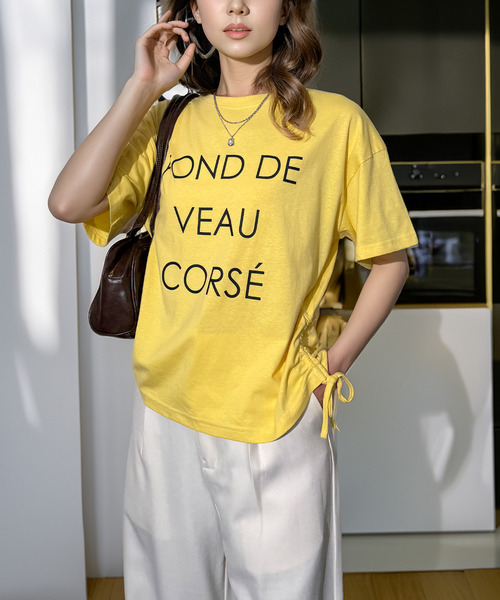 Chandelier(シャンデリア)の「サイドシャーリング 美シルエット ソフトコットンTシャツ(Tシャツ/カットソー・レディース・チャコールグレー/ブラック系/ホワイト系/イエロー系/ホワイト系1・M/L)」の20枚目の写真