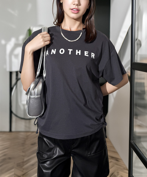 Chandelier(シャンデリア)の「サイドシャーリング 美シルエット ソフトコットンTシャツ(Tシャツ/カットソー・レディース・チャコールグレー/ブラック系/ホワイト系/イエロー系/ホワイト系1・M/L)」の8枚目の写真