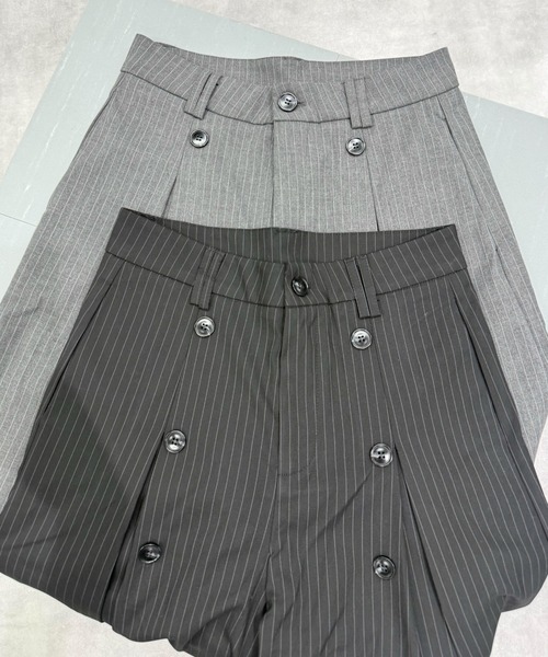 Never mind the XU / Chikashitsu+（ネバーマインド ザ エックスユー / チカシツプラス）の「【Nerd out XU】seven point stripe wide leg pants / 【ナードアウトエックスユー】セブンポイントストライプワイドレッグパンツ＜着用動画あり＞（スラックス・メンズ・グレー/ブラック・M）」の7枚目の写真