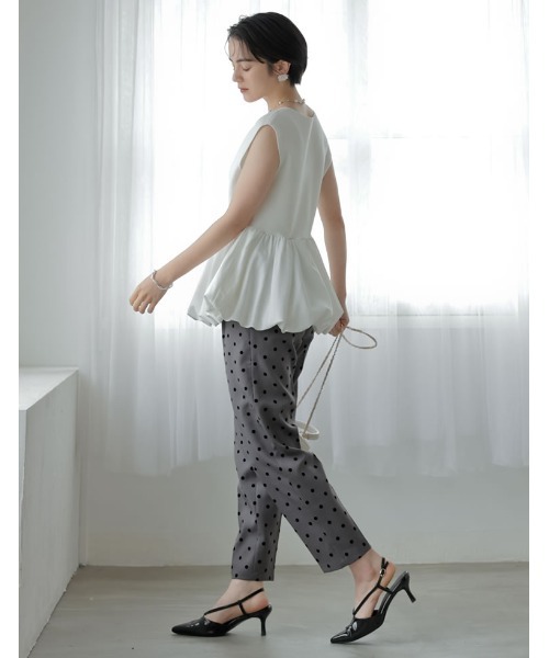 MEISM（ミズム）の「[2026 SUMMER COLLECTION][MEISM by Re:EDIT][MEISM by Re:EDIT]バルーンペプラムドッキングニットトップス（ベスト・レディース・ブラック/アイボリー/ネイビー・LARGE/MEDIUM）」の8枚目の写真