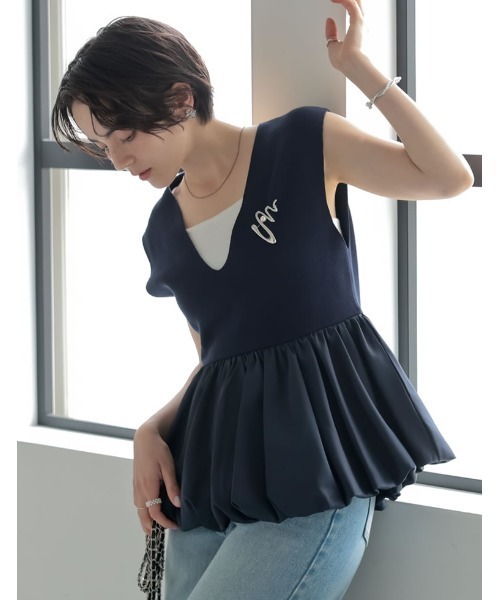 MEISM（ミズム）の「[2026 SUMMER COLLECTION][MEISM by Re:EDIT][MEISM by Re:EDIT]バルーンペプラムドッキングニットトップス（ベスト・レディース・ブラック/アイボリー/ネイビー・LARGE/MEDIUM）」の12枚目の写真