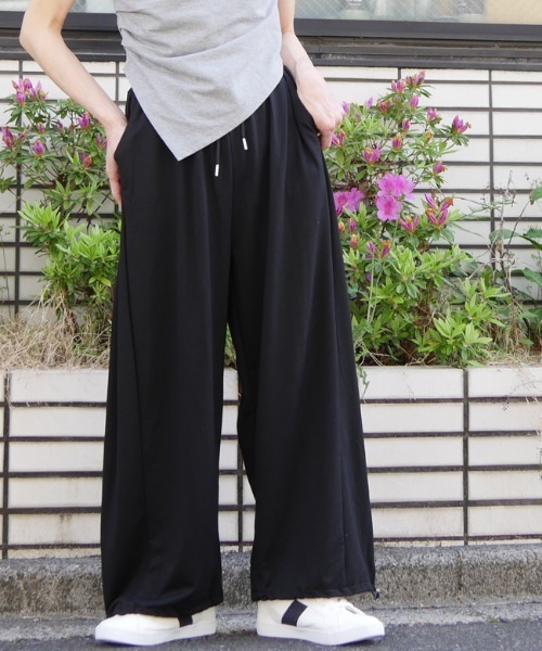 DISKEEN SURE(ディスキーンシュアー)の「【ライトオンスで夏におすすめ】2WAY裾スピンドル付 カーブワイドパンツ スウェットパンツ(スウェットパンツ・レディース・グレー/ベージュ/ブラック・FREE)」の2枚目の写真