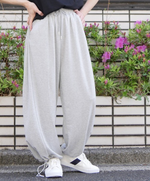 DISKEEN SURE(ディスキーンシュアー)の「【ライトオンスで夏におすすめ】2WAY裾スピンドル付 カーブワイドパンツ スウェットパンツ(スウェットパンツ・レディース・グレー/ベージュ/ブラック・FREE)」の12枚目の写真