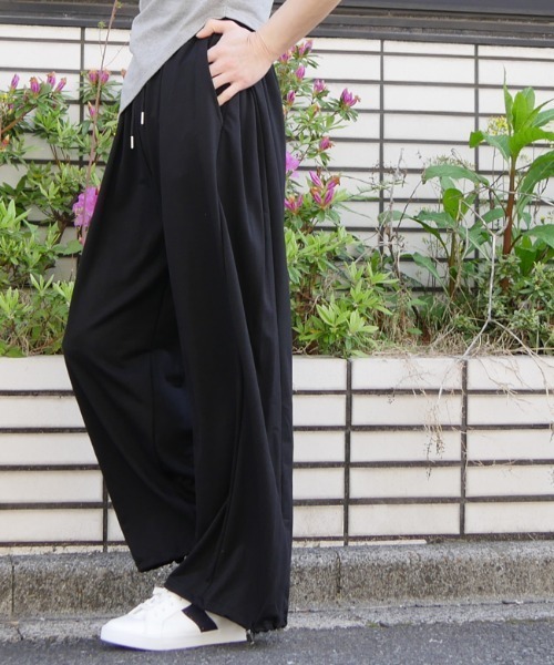 DISKEEN SURE(ディスキーンシュアー)の「【ライトオンスで夏におすすめ】2WAY裾スピンドル付 カーブワイドパンツ スウェットパンツ(スウェットパンツ・レディース・グレー/ベージュ/ブラック・FREE)」の17枚目の写真