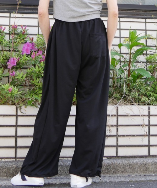 DISKEEN SURE(ディスキーンシュアー)の「【ライトオンスで夏におすすめ】2WAY裾スピンドル付 カーブワイドパンツ スウェットパンツ(スウェットパンツ・レディース・グレー/ベージュ/ブラック・FREE)」の20枚目の写真