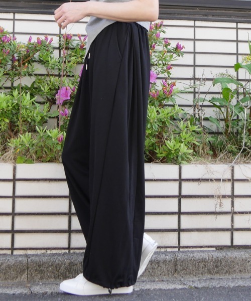 DISKEEN SURE(ディスキーンシュアー)の「【ライトオンスで夏におすすめ】2WAY裾スピンドル付 カーブワイドパンツ スウェットパンツ(スウェットパンツ・レディース・グレー/ベージュ/ブラック・FREE)」の21枚目の写真