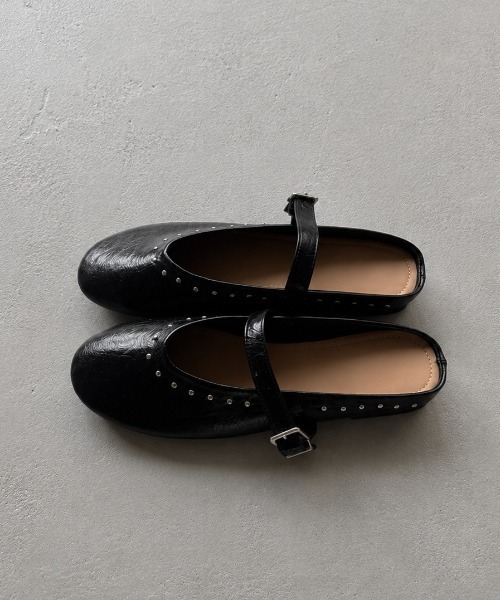 Rohwel（ローウェル）の「Stud ballet Shoes / スタッズバレエシューズ（サンダル・レディース・ブラック/ホワイト・MEDIUM/SMALL/LARGE）」の22枚目の写真