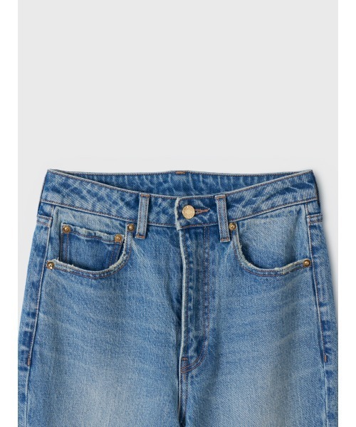 EIMY ISTOIRE(エイミーイストワール)の「STRECH FLARE DENIM(デニムパンツ・レディース・ブルー/ライトブルー・23/22/25/24)」の13枚目の写真