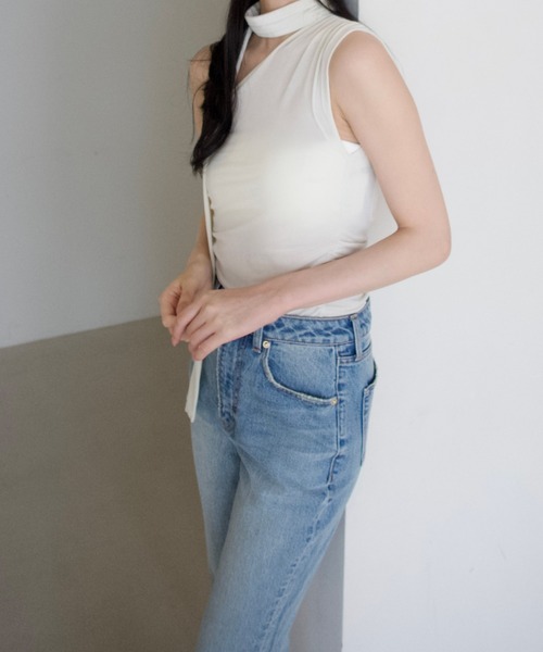 EIMY ISTOIRE(エイミーイストワール)の「STRECH FLARE DENIM(デニムパンツ・レディース・ブルー/ライトブルー・23/22/25/24)」の4枚目の写真