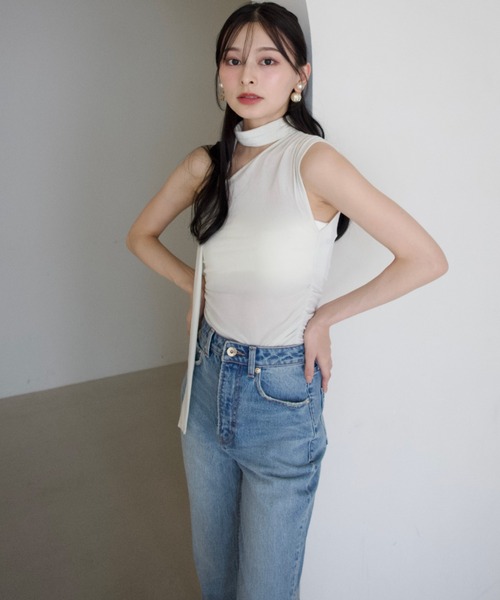 EIMY ISTOIRE(エイミーイストワール)の「STRECH FLARE DENIM(デニムパンツ・レディース・ブルー/ライトブルー・23/22/25/24)」の5枚目の写真