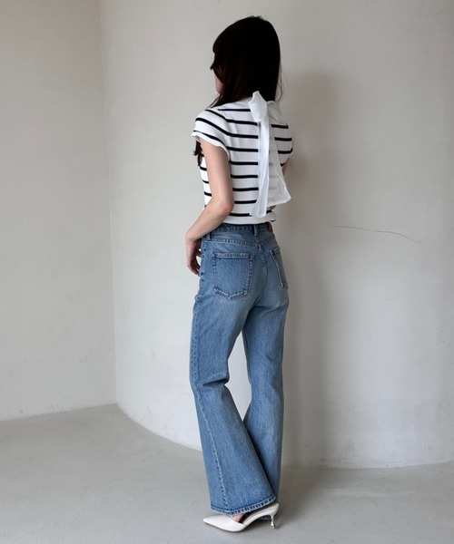 EIMY ISTOIRE(エイミーイストワール)の「STRECH FLARE DENIM(デニムパンツ・レディース・ブルー/ライトブルー・23/22/25/24)」の8枚目の写真