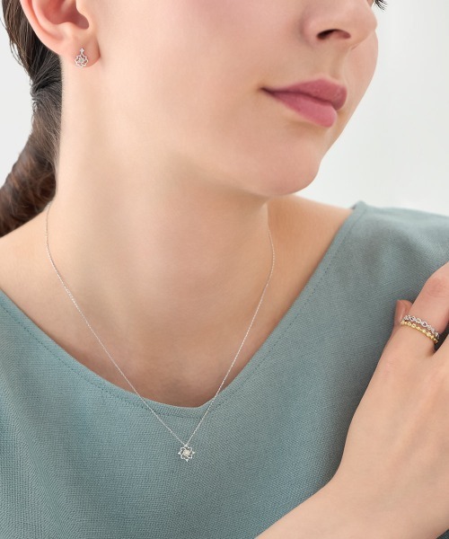 4℃（ヨンドシー）の「【Summer Collection】K10ホワイトゴールド ピアス（ピアス（両耳用）・レディース・ホワイトゴールド・FREE）」の4枚目の写真