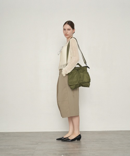 uchi.(ウチ)の「ウエストベルト付きバルーンハーフパンツ(その他パンツ・レディース・ブラック/ベージュ・MEDIUM/LARGE)」の6枚目の写真