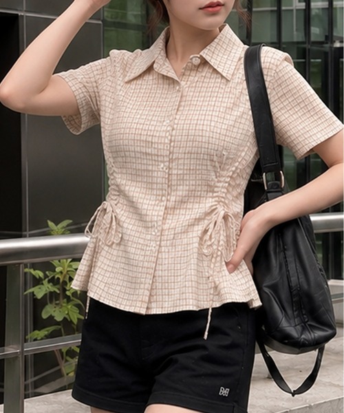 Chiina（チーナ）の「【Chiina】サイドリボンチェック半袖シャツ（シャツ/ブラウス・レディース・ホワイト/ベージュ/ライトブルー/ブラック・FREE）」の4枚目の写真