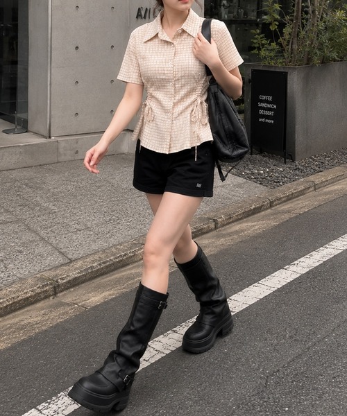 Chiina（チーナ）の「【Chiina】サイドリボンチェック半袖シャツ（シャツ/ブラウス・レディース・ホワイト/ベージュ/ライトブルー/ブラック・FREE）」の10枚目の写真