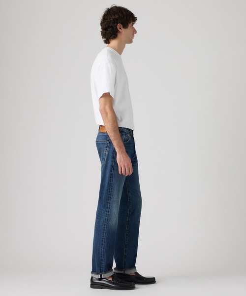 Levi's（リーバイス）の「Levi's/リーバイス 501(R) ORIGINAL ジーンズ ミディアムインディゴ（デニムパンツ・メンズ・ダークインディゴブルー・W28 L32/W29 L32/W30 L32/W36 L32）」の3枚目の写真