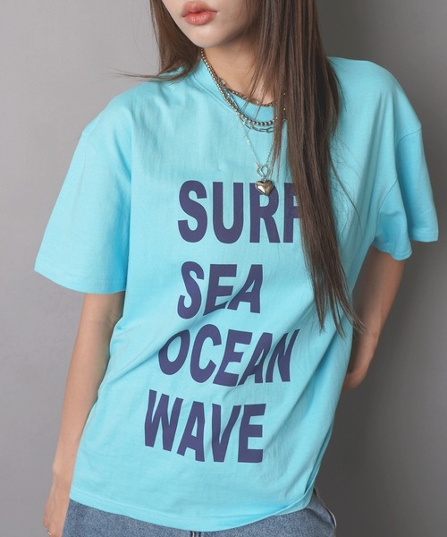 SPINNS(スピンズ)の「カラフル半袖Tシャツ/メッセージロゴ/ストリート女子(Tシャツ/カットソー・レディース・イエロー/ブルー/ブラック/ピンク/オフホワイト・ONESIZE)」の10枚目の写真